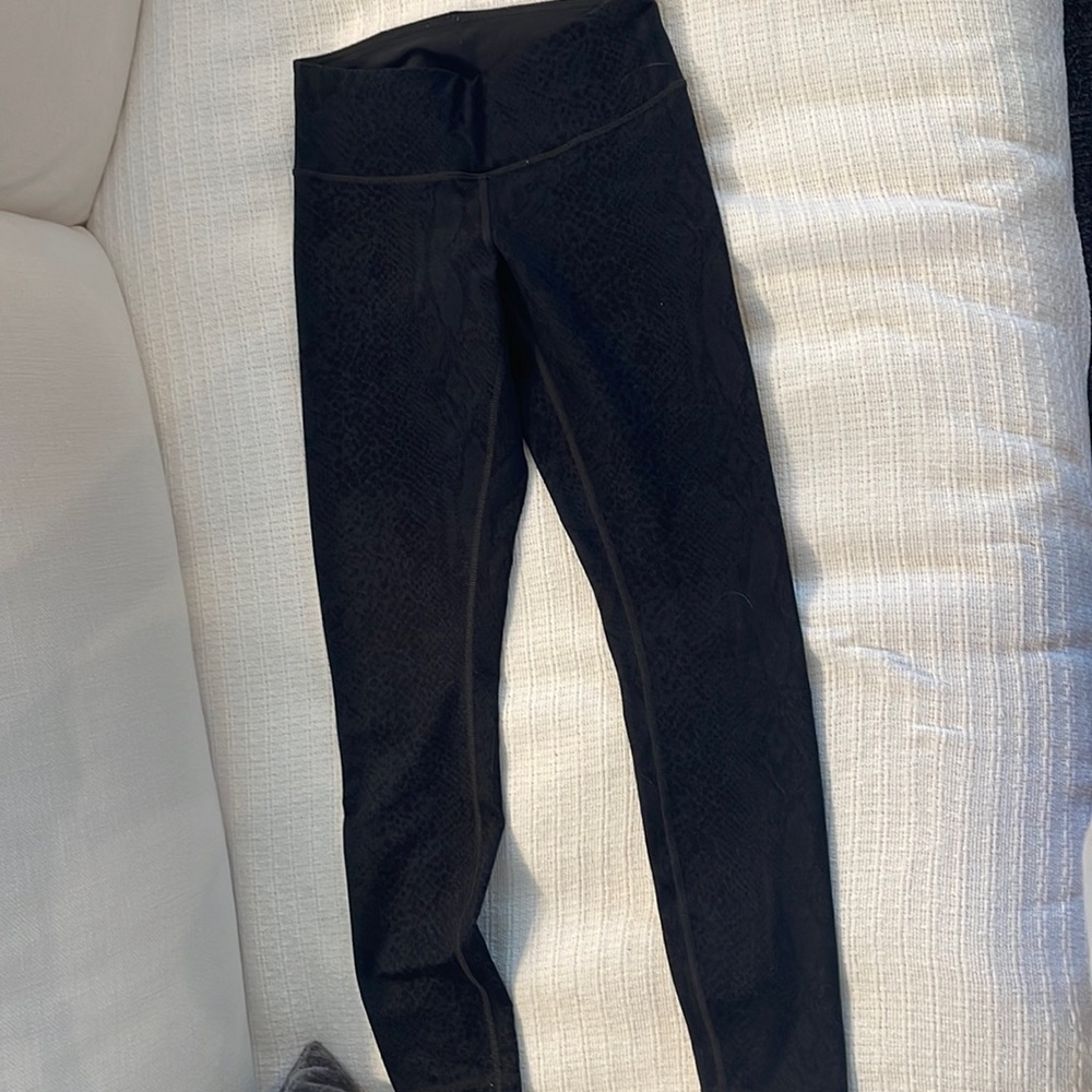 LULULEMON LEGGINGS